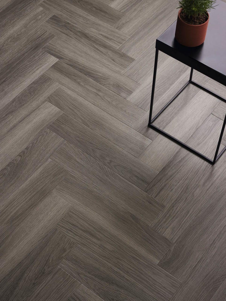 nordic-oak-beautifully-designed-lvt-flooring-from-the-amtico-spacia